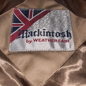 Mackintosh Trenchcoat